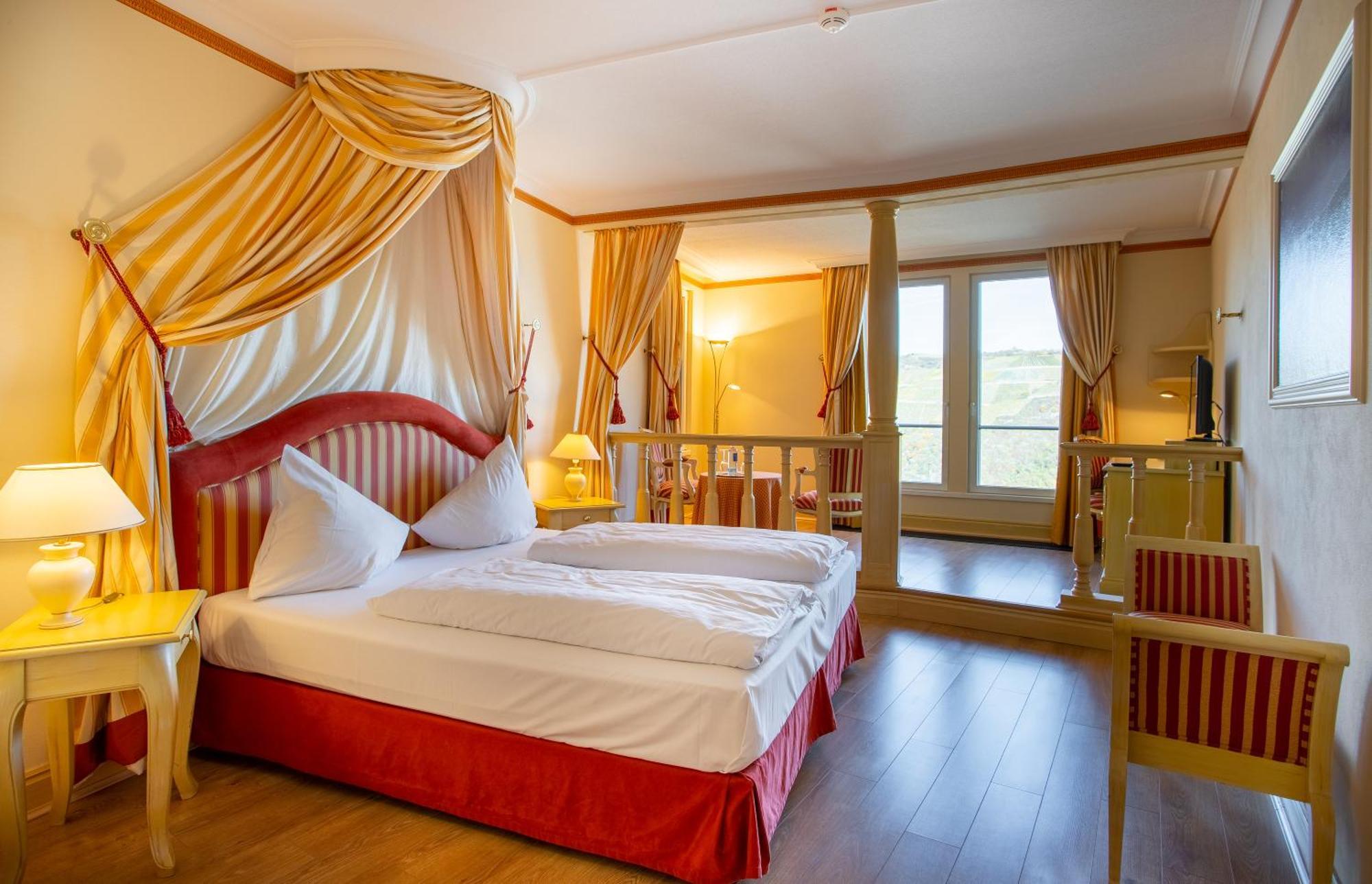 סנט גואר Hotel Schloss Rheinfels מראה חיצוני תמונה