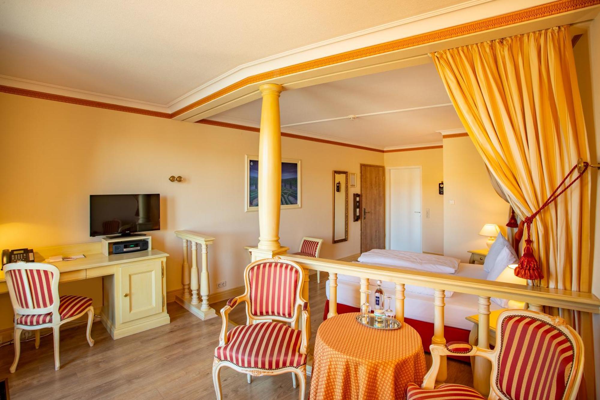 סנט גואר Hotel Schloss Rheinfels מראה חיצוני תמונה