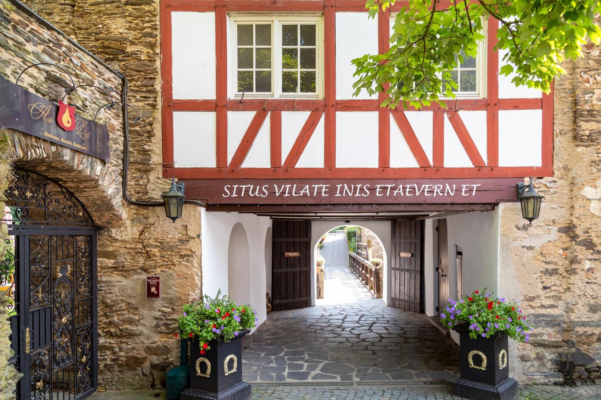 סנט גואר Hotel Schloss Rheinfels מראה חיצוני תמונה