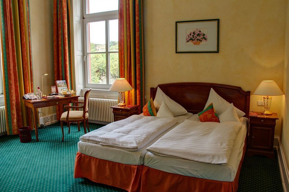 סנט גואר Hotel Schloss Rheinfels מראה חיצוני תמונה